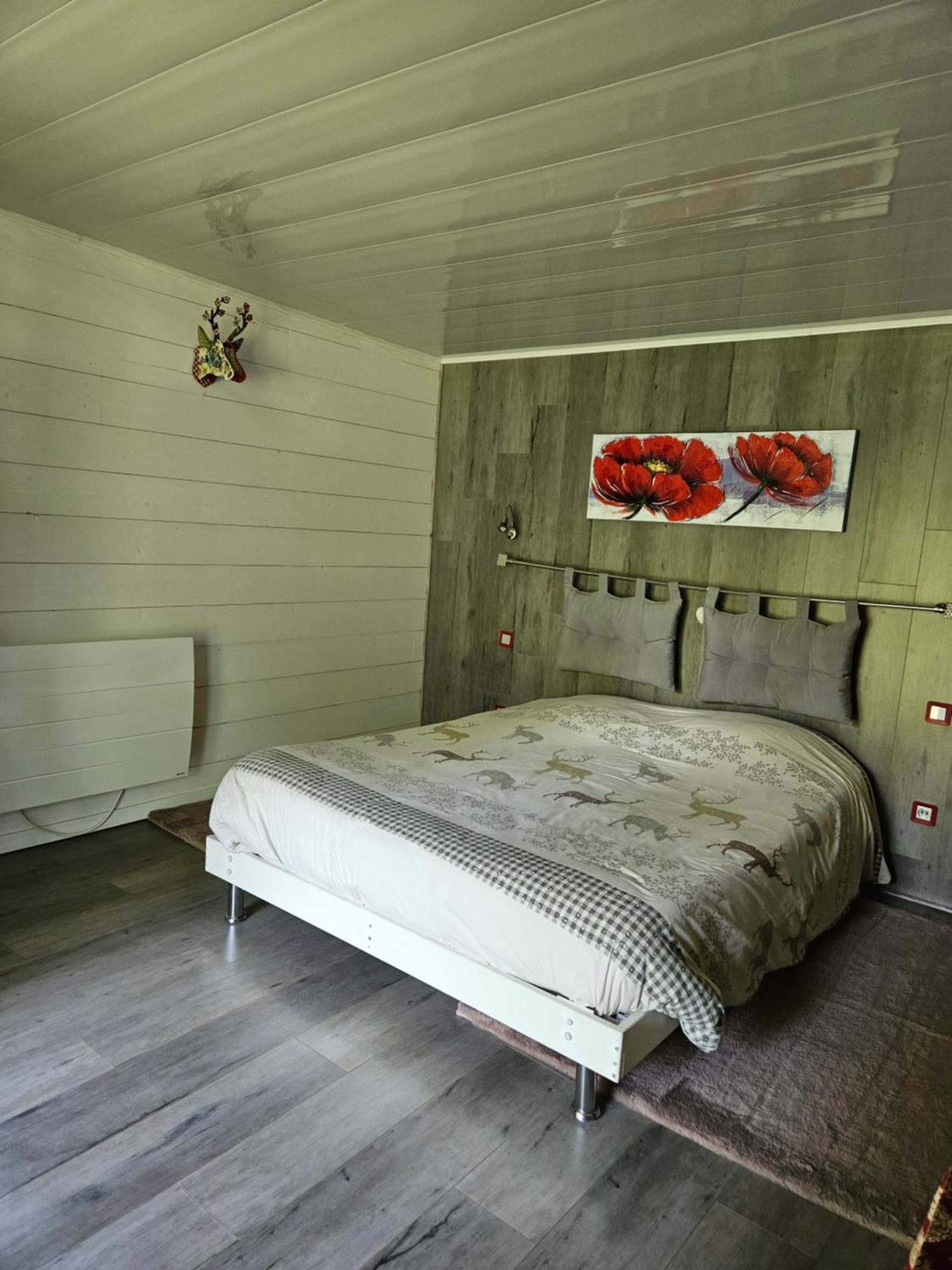 Le Clos Du Clocher Gueudecourt ภายนอก รูปภาพ