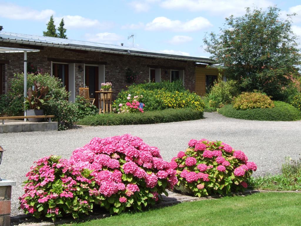 Le Clos Du Clocher Gueudecourt ภายนอก รูปภาพ